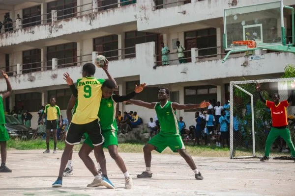 handball team defense